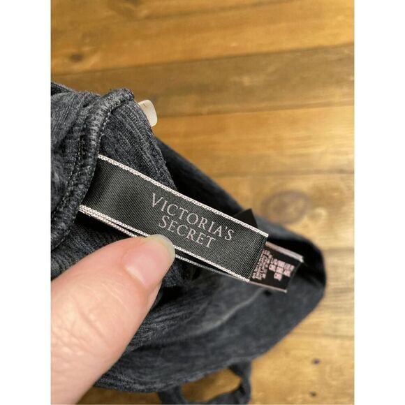 Victorias Secret Large Performance Sports Bra grey super soft - Picture 6 of 7